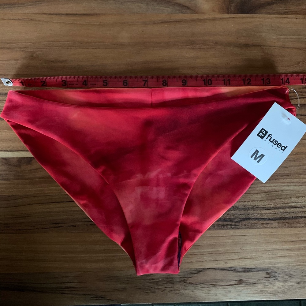 Fused Hawaii Hapuna Volcano NWT&L